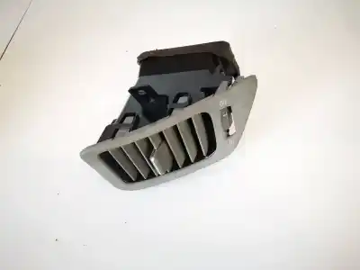İkinci el araba yedek parçası Havalandirma Izgarasi için NISSAN PRIMERA (P12) 1.9 dCi OEM IAM referansları 68760AV601  68760AV600