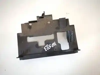 Pezzo di ricambio per auto di seconda mano plastica per audi 80 avant 1.9 tdi riferimenti oem iam 893857951  893857951a