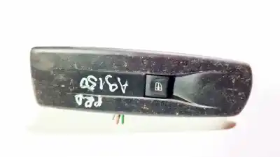 Pièce détachée automobile d'occasion COMMANDE DE LÈVE VITRE AVANT GAUCHE pour RENAULT LAGUNA III  Références OEM IAM 809660750R  