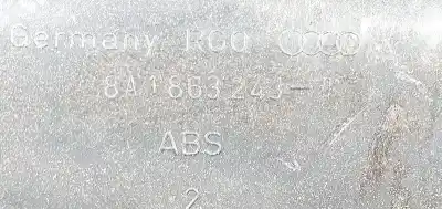 Pezzo di ricambio per auto di seconda mano plastica per audi 80 avant 1.9 tdi riferimenti oem iam 8a1863243  