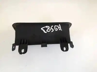 Pezzo di ricambio per auto di seconda mano plastica per audi 80 avant 1.9 tdi riferimenti oem iam 893867371a  