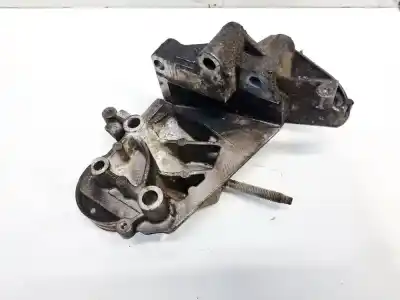 Second-hand car spare part engine support for ford focus turnier (cb4) 1.6 16v cat oem iam references 98mm6f001a1a  98mm-6f001-a1a