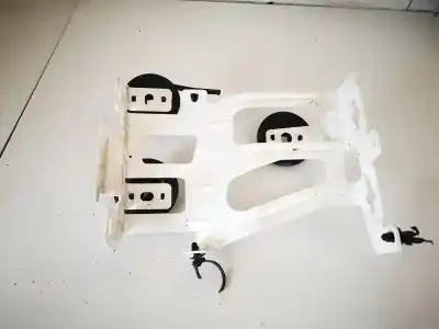 Pezzo di ricambio per auto di seconda mano plastica per ford focus turn. (cb8) 1.6 tdci cat riferimenti oem iam 