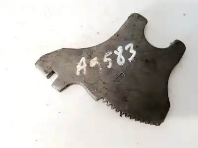Pezzo di ricambio per auto di seconda mano plastica per audi 80 avant 1.9 tdi riferimenti oem iam   