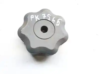 Peça sobressalente para automóvel em segunda mão plásticos por kia carens 2.0 crdi ex monovolumen referências oem iam 