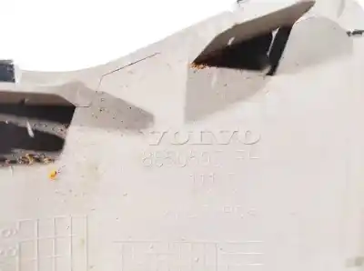 Pezzo di ricambio per auto di seconda mano plastica per volvo v50 (545) 2.0 d riferimenti oem iam 8650593  11157