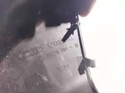 Pezzo di ricambio per auto di seconda mano plastica per volvo v50 (545) 2.0 d riferimenti oem iam 8679176  a3323