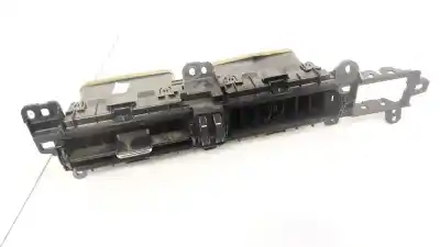 Second-hand car spare part air ventilation grille for toyota auris 1.8 16v oem iam references 5567002400