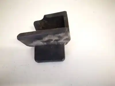 Pezzo di ricambio per auto di seconda mano plastica per toyota auris 1.8 16v riferimenti oem iam 7213802190  72138-02190