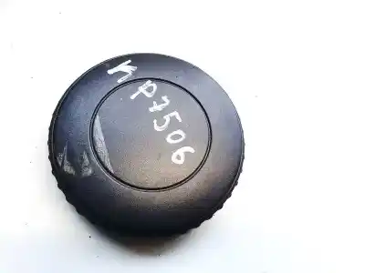 Pezzo di ricambio per auto di seconda mano Plastica per VOLKSWAGEN PASSAT VARIANT (3C5) 1.9 TDI Riferimenti OEM IAM 1J0881673  