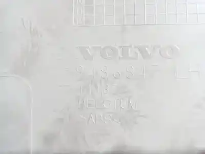 Pezzo di ricambio per auto di seconda mano plastica per volvo v50 (545) 2.0 d riferimenti oem iam 9486847  