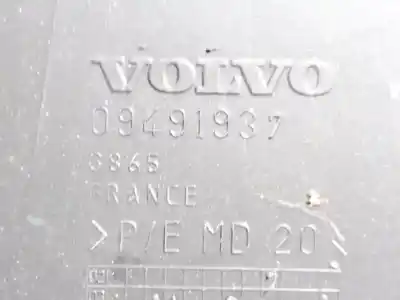 Pezzo di ricambio per auto di seconda mano plastica per volvo v50 (545) 2.0 d riferimenti oem iam 09491937  