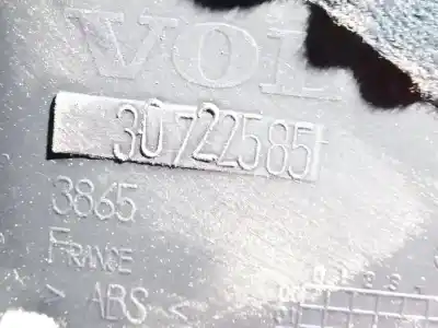 Pezzo di ricambio per auto di seconda mano plastica per volvo v50 (545) 2.0 d riferimenti oem iam 30722585  