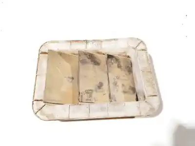 Peça sobressalente para automóvel em segunda mão plásticos por toyota corolla (e12) 2.0 d-4d linea luna berlina referências oem iam 6294002010