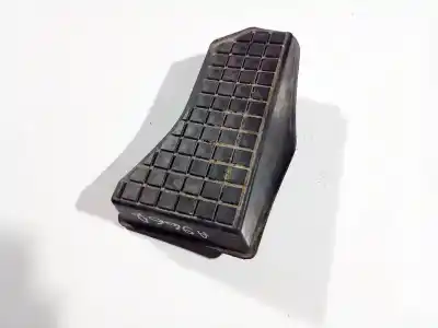 Pezzo di ricambio per auto di seconda mano plastica per toyota corolla (e12) 2.0 d-4d linea luna berlina riferimenti oem iam   