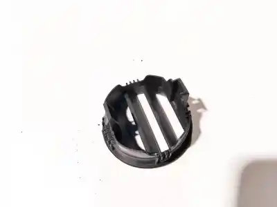 Pezzo di ricambio per auto di seconda mano plastica per toyota corolla (e12) 2.0 d-4d linea luna berlina riferimenti oem iam   