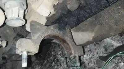 Pezzo di ricambio per auto di seconda mano supporto motore per volvo v50 (545) 1.6 d riferimenti oem iam 