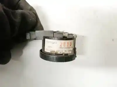 Pezzo di ricambio per auto di seconda mano altoparlante per opel corsa c 1.2 16v cat (z 12 xep / lb4) riferimenti oem iam 528393184  55701249