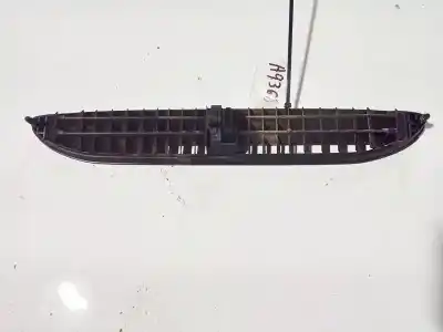 Автозапчасти б/у аэрационная решетка за audi a6 avant (4b5) 1.9 tdi ссылки oem iam 4b0819635  
