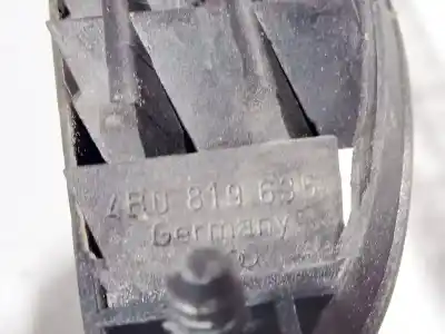 Автозапчасти б/у аэрационная решетка за audi a6 avant (4b5) 1.9 tdi ссылки oem iam 4b0819635  