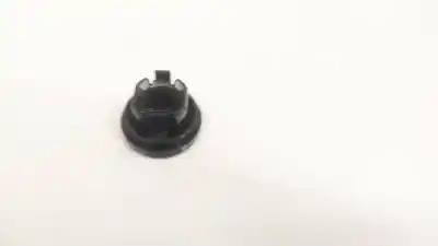 Second-hand car spare part plastics for renault scenic ii 1.6 16v oem iam references   