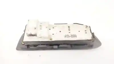 Автозапчастина б/у передні вікний вмикач для toyota rav 4 (a2) 2.0 d-4d executive 4x4 (2003->) посилання на oem iam 8482042140  84820-42140