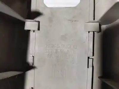 Pezzo di ricambio per auto di seconda mano plastica per nissan note (e11e) 1.6 16v cat riferimenti oem iam 769859u000  