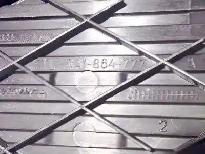 Pezzo di ricambio per auto di seconda mano plastica per audi 80 avant 2.0 riferimenti oem iam 8a1864777  8a1-864-777