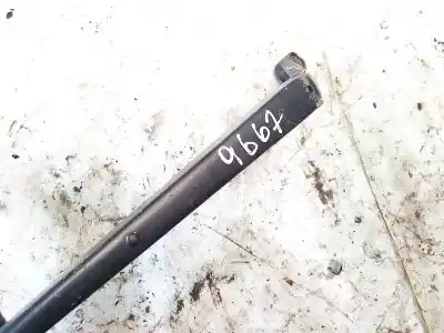 Second-hand car spare part left front windshield wiper arm for toyota corolla (e12) 2.0 d-4d linea luna berlina oem iam references 8521102110b  85211-02110-b