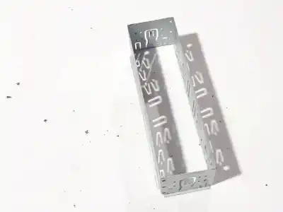 Pezzo di ricambio per auto di seconda mano plastica per audi a6 avant (c4) 2.5 tdi riferimenti oem iam   