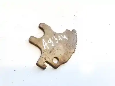 Pezzo di ricambio per auto di seconda mano plastica per opel meriva b 1.7 16v cdti riferimenti oem iam   