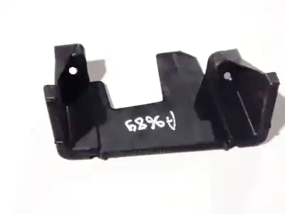 Pezzo di ricambio per auto di seconda mano plastica per audi a6 avant (c4) 2.5 tdi riferimenti oem iam 4a0945568