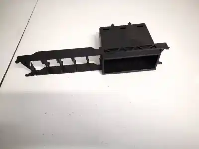 Pezzo di ricambio per auto di seconda mano plastica per audi a6 avant (c4) 2.5 tdi riferimenti oem iam 4a0941561a