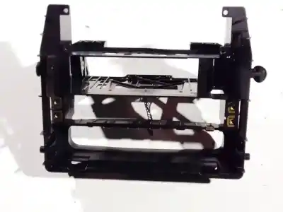 Pezzo di ricambio per auto di seconda mano plastica per audi a6 avant (c4) 2.5 tdi riferimenti oem iam 4a0857007d  