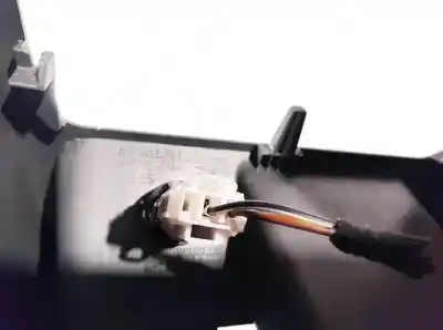 Pezzo di ricambio per auto di seconda mano plastica per seat ibiza (6j5) 1.9 tdi riferimenti oem iam 6j0863243  6j0.863.243