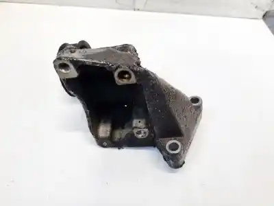 Second-hand car spare part engine support for ford focus turnier (cb4) 1.6 16v cat oem iam references 98mf3c631cd  98mf-3c631-cd