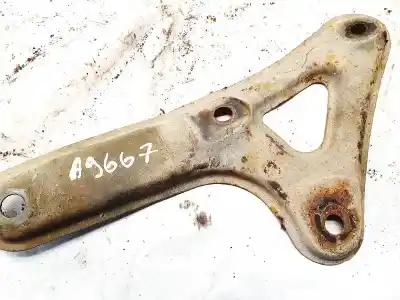 Pezzo di ricambio per auto di seconda mano plastica per toyota corolla (e12) 2.0 d-4d linea luna berlina riferimenti oem iam   