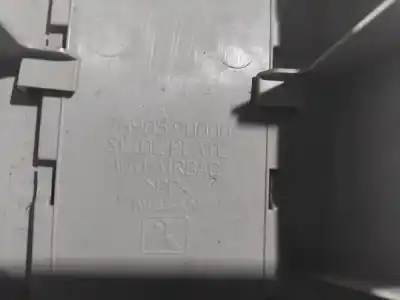 Pezzo di ricambio per auto di seconda mano plastica per nissan note (e11e) 1.5 dci turbodiesel cat riferimenti oem iam 769859u000  