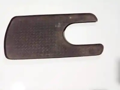 Second-hand car spare part plastics for renault scenic ii 1.6 16v oem iam references 8200299054