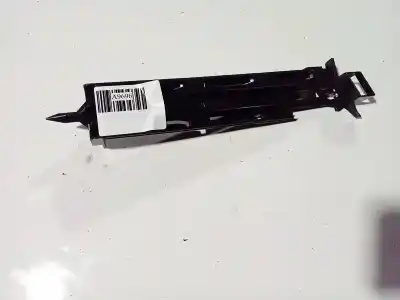 Second-hand car spare part plastics for renault scenic ii 1.6 16v oem iam references 8200183772