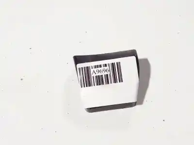 Second-hand car spare part plastics for renault scenic ii 1.6 16v oem iam references 