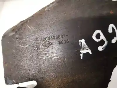 Pezzo di ricambio per auto di seconda mano plastica per nissan note (e11e) 1.5 dci turbodiesel cat riferimenti oem iam 8200403637  