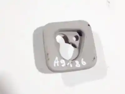 Pezzo di ricambio per auto di seconda mano plastica per kia ceed (ed) 1.6 crdi 115 riferimenti oem iam 1479409