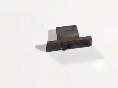 Pezzo di ricambio per auto di seconda mano plastica per kia ceed (ed) 1.6 crdi 115 riferimenti oem iam 817593j000