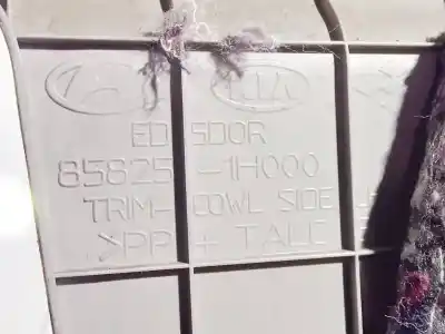 Pezzo di ricambio per auto di seconda mano plastica per kia ceed (ed) 1.6 crdi 115 riferimenti oem iam 858251h000  85825-1h000