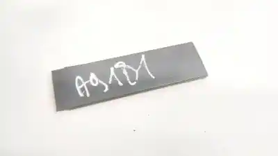 Peça sobressalente para automóvel em segunda mão plásticos por volvo v50 (545) 2.0 d referências oem iam 