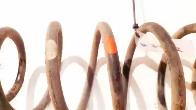 Second-hand car spare part shock absorber spring for mazda 2 lim. (de) 1.4 diesel cat oem iam references   