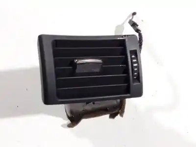 Автозапчастина б/у аераційна решіта для AUDI A4, B7 2004.11 - 2008.06 2.0 TDI 103KW 2004.11 - 2008.06 Посилання на OEM IAM 8E0820902F  