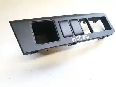 Peça sobressalente para automóvel em segunda mão plásticos por nissan note (e11e) 1.5 dci turbodiesel cat referências oem iam 684859u100