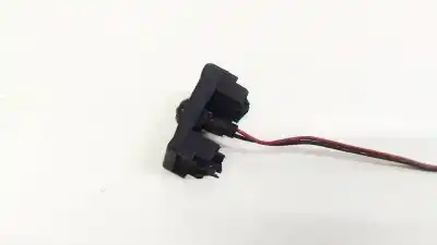 Pezzo di ricambio per auto di seconda mano plastica per audi 100 avant (c4) 2.4 diesel riferimenti oem iam   